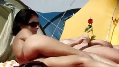 Các sex thu luon thiếu Mari Moore lớn với một dương vật.