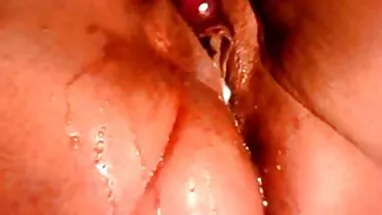 Tóc đỏ trong một phim sx thu dam cấm ba