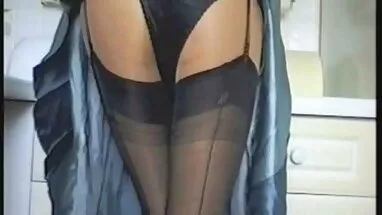 Tự hành động phim sex thủ dâm nữ trên gái