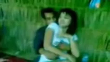 Lưỡng tính dục, sex thu au my ở nơi công cộng
